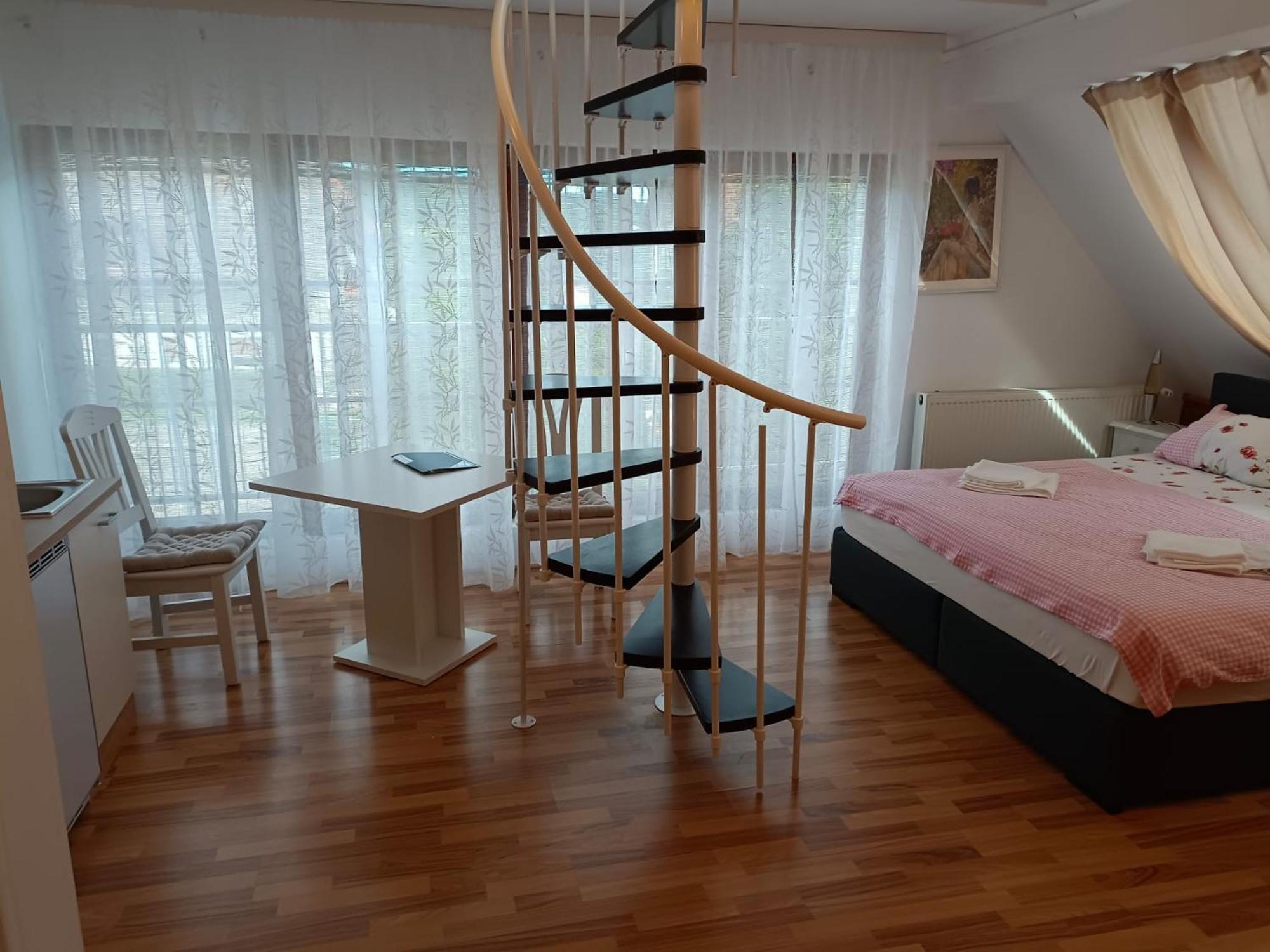 Ferienwohnung Pension Donaublick Grein 2 In Stifterstrasse19. Exterior foto